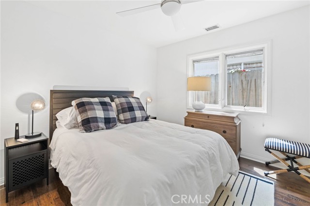 124 Garnet Avenue, Newport Beach CA: https://media.crmls.org/medias/d803a5e9-5a34-4118-8a6a-70cf8d94bf34.jpg