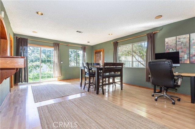 Detail Gallery Image 11 of 33 For 16728 Celtic, Granada Hills,  CA 91344 - 3 Beds | 2 Baths