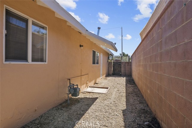 Detail Gallery Image 39 of 45 For 38953 Foxholm Dr, Palmdale,  CA 93551 - 4 Beds | 2 Baths
