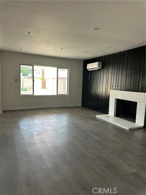 Detail Gallery Image 5 of 11 For 45208 17th, Lancaster,  CA 93534 - 3 Beds | 2 Baths