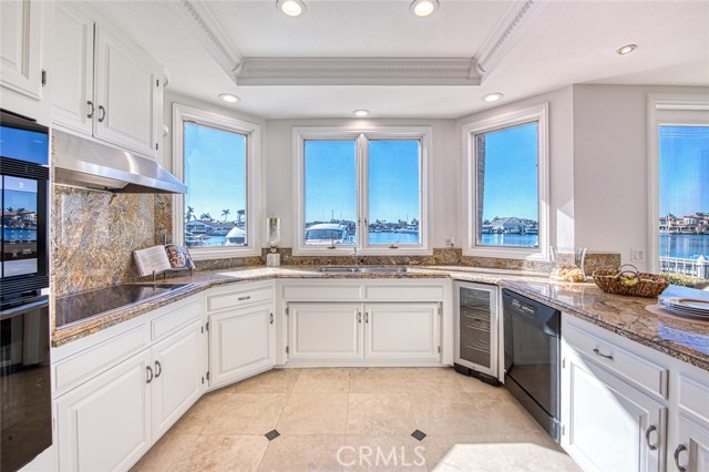 Newly Refreshed Kitchen