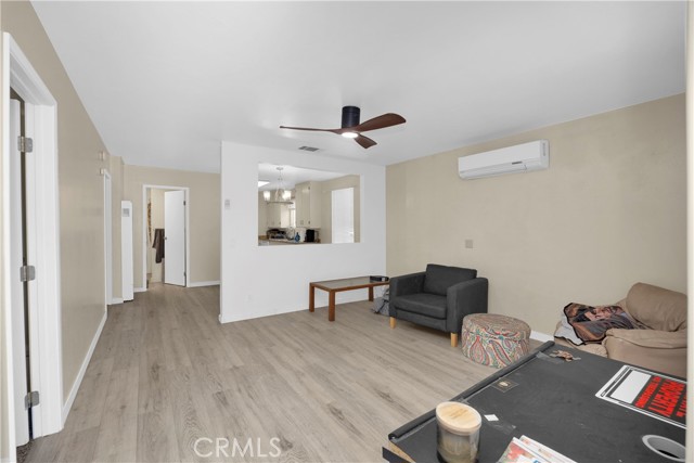 135 S Alfred Street, Coalinga CA: https://media.crmls.org/medias/d8068d00-ff1b-4a6f-a7d8-ae28e23f4ad9.jpg