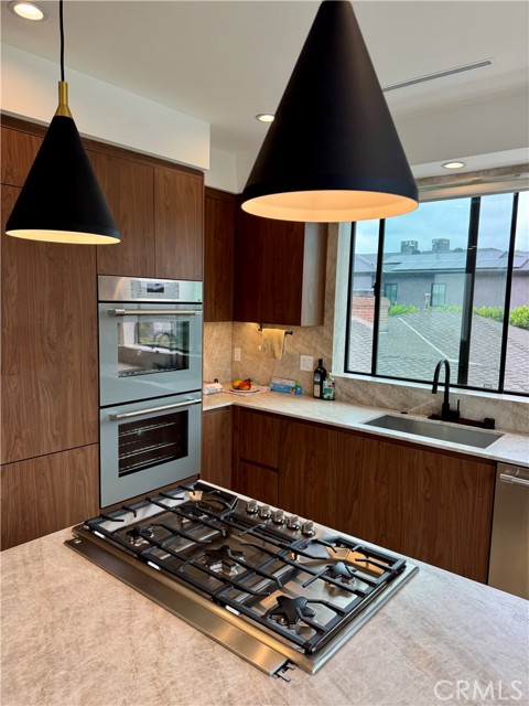 Detail Gallery Image 20 of 54 For 4336 N Serene Pl, Studio City,  CA 91604 - 3 Beds | 2/1 Baths