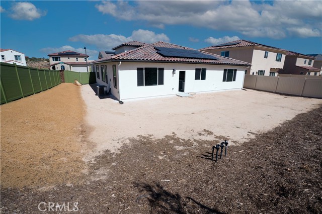 Detail Gallery Image 14 of 15 For 17127 Kent St, Hesperia,  CA 92345 - 3 Beds | 2/1 Baths