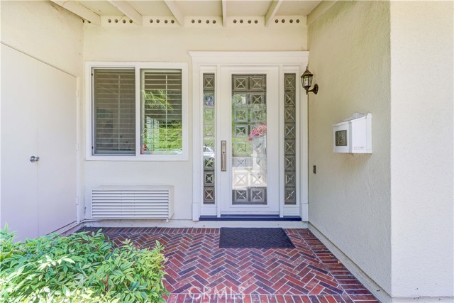 Detail Gallery Image 2 of 51 For 30 Calle Aragon #D,  Laguna Woods,  CA 92637 - 2 Beds | 1 Baths