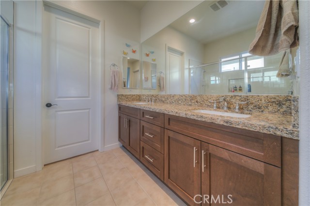 Detail Gallery Image 12 of 34 For 26706 Nephrite Cir, Menifee,  CA 92584 - 2 Beds | 2 Baths