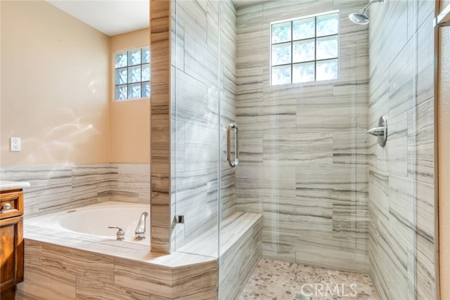 659 N Oxford Court, Orange CA: https://media.crmls.org/medias/d8099ba2-855c-4035-9f79-ef558966f155.jpg