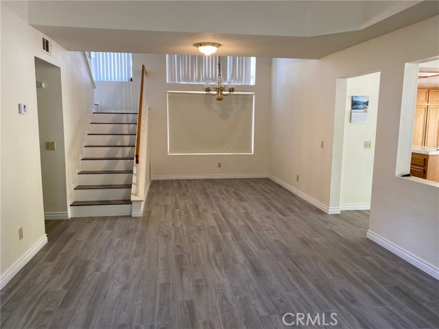 Detail Gallery Image 7 of 28 For 17647 Morning Sun Ct, Riverside,  CA 92503 - 3 Beds | 2/1 Baths