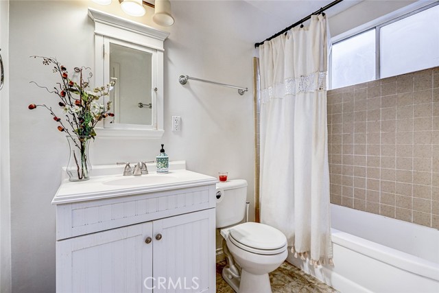 Detail Gallery Image 21 of 23 For 1623 Carver St, Redondo Beach,  CA 90278 - 3 Beds | 1/1 Baths