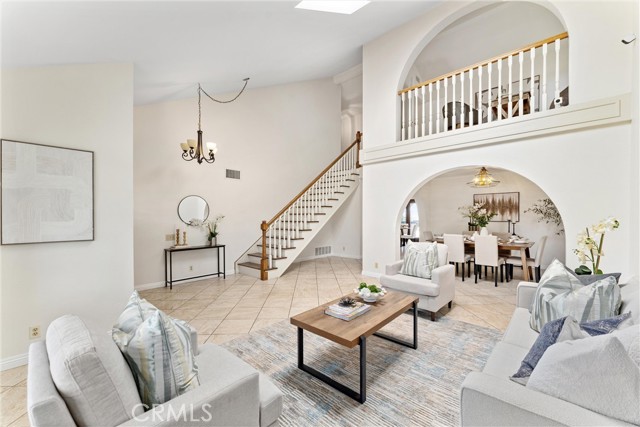 26972 Venado Drive, Mission Viejo CA: https://media.crmls.org/medias/d80a7412-9af1-4fcf-8cd4-a9854e8daac7.jpg