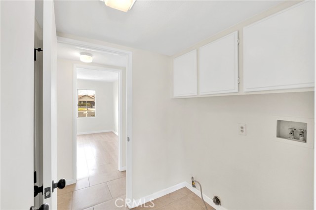 Detail Gallery Image 45 of 66 For 12734 Trotters Ln, Victorville,  CA 92392 - 3 Beds | 3 Baths