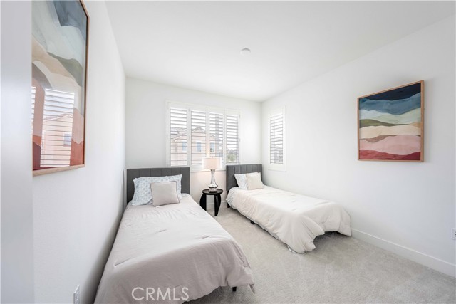 232 Junco, Irvine CA: https://media.crmls.org/medias/d80d5cff-36c6-49fa-97b2-03143cb19385.jpg