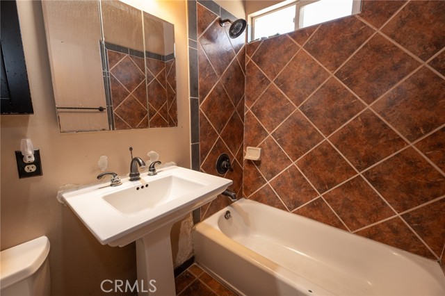 Detail Gallery Image 25 of 58 For 1823 N Rowan, Los Angeles,  CA 90032 - 3 Beds | 2 Baths