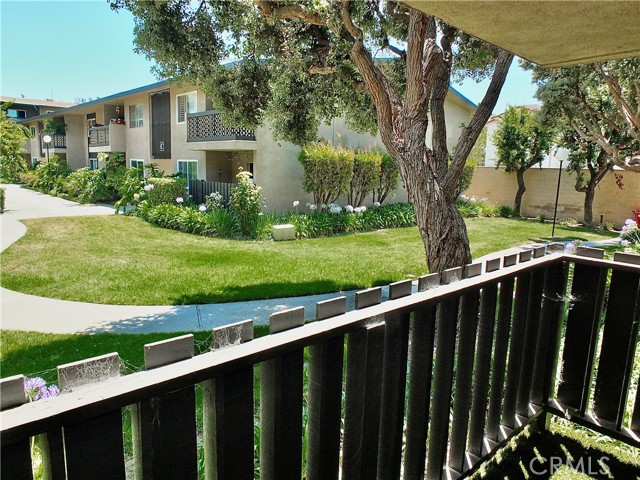 Detail Gallery Image 7 of 33 For 12200 Montecito Rd #B117,  Seal Beach,  CA 90740 - 1 Beds | 1 Baths