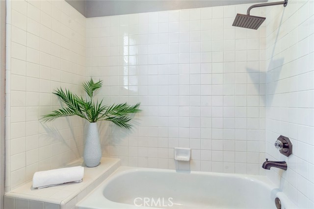 Detail Gallery Image 20 of 34 For 2515 Lewis Dr, Tustin,  CA 92782 - 4 Beds | 2/1 Baths