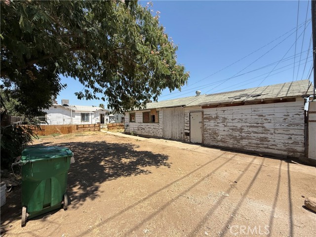 Detail Gallery Image 21 of 24 For 419 Linda Vista Dr, Bakersfield,  CA 93308 - 2 Beds | 1 Baths