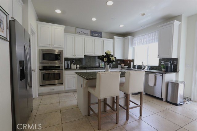 Detail Gallery Image 10 of 28 For 22 Calle Akelia, San Clemente,  CA 92673 - 4 Beds | 2/1 Baths