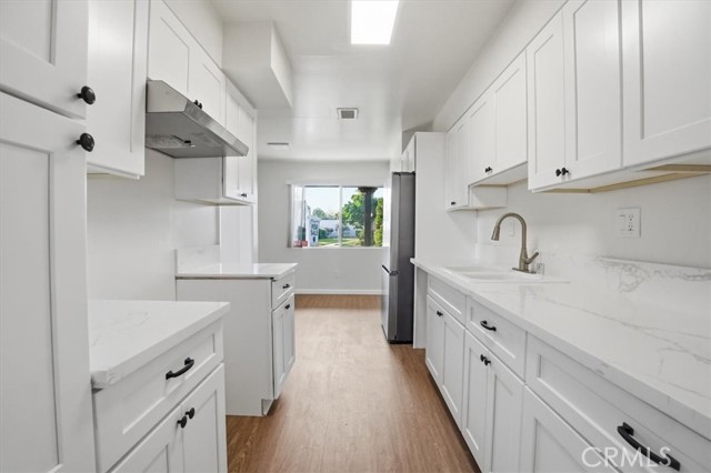 Detail Gallery Image 39 of 57 For 2011 W Katella, Anaheim,  CA 92804 - 2 Beds | 2 Baths