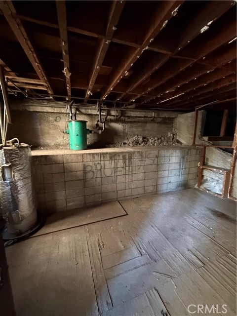 143 Palatine photo 16