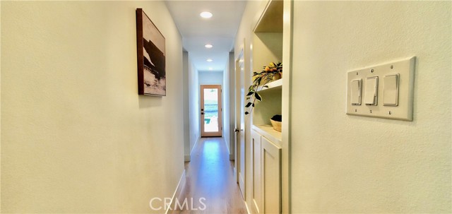 Detail Gallery Image 14 of 33 For 1827 S Burnside Ave, Los Angeles,  CA 90019 - 3 Beds | 2 Baths