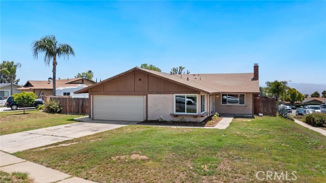 27719 21st Street, Highland CA: https://media.crmls.org/medias/d81282ba-50b8-42b3-9148-ddf0e16b4031.jpg