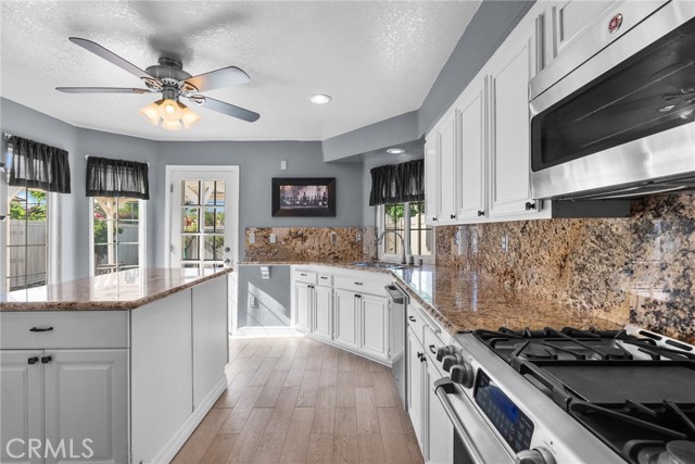 1809 Suntree Lane photo 3