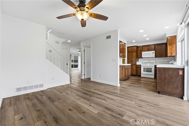 Detail Gallery Image 8 of 30 For 2012 E Figwood Ln, Anaheim,  CA 92806 - 3 Beds | 2/1 Baths