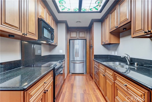 2049 Via Mariposa East, Laguna Woods CA: https://media.crmls.org/medias/d8154ff5-ba56-4cc0-ab95-f69d71fda59d.jpg