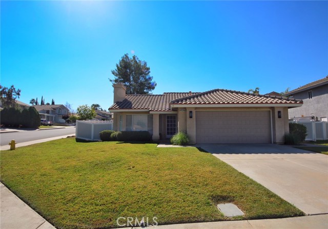 13407 Cloudburst Dr, Corona, CA 92883