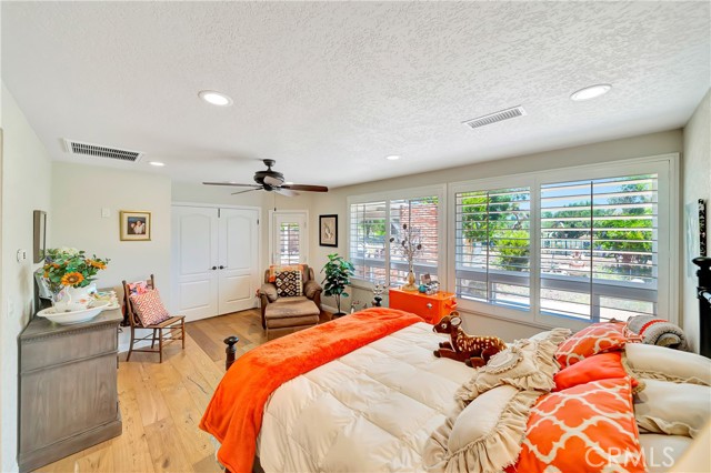 Detail Gallery Image 28 of 74 For 433 Fairway Dr, Palmdale,  CA 93551 - 5 Beds | 3/1 Baths