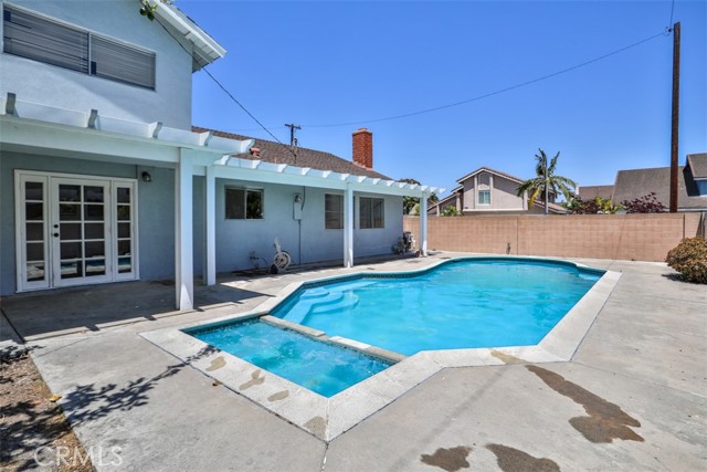 11112 Camellia Avenue, Fountain Valley CA: https://media.crmls.org/medias/d816a080-8983-4b61-b253-abbb4a7b120b.jpg