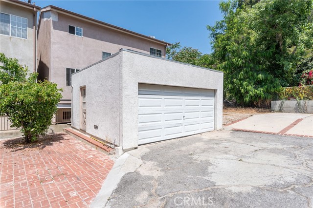 Detail Gallery Image 28 of 32 For 6821 Valmont St, Tujunga,  CA 91042 - 4 Beds | 2 Baths