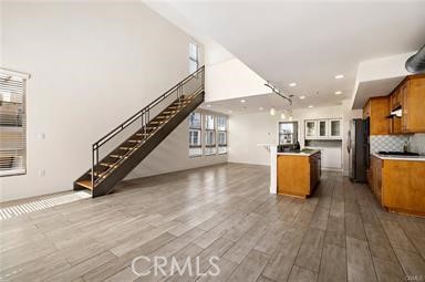 Detail Gallery Image 4 of 30 For 536 Brea Bld, Brea,  CA 92821 - 3 Beds | 3 Baths