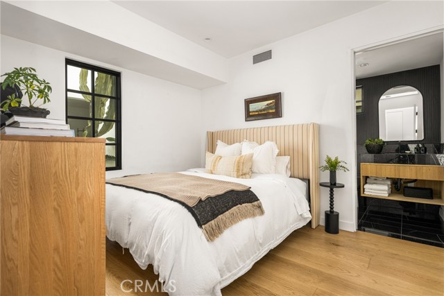 412 29th Street, Newport Beach CA: https://media.crmls.org/medias/d81842d4-1b24-4912-b8f5-5a78beb35f83.jpg