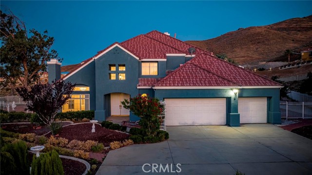 Detail Gallery Image 2 of 58 For 448 Sugar Loaf Dr, Palmdale,  CA 93551 - 4 Beds | 3 Baths