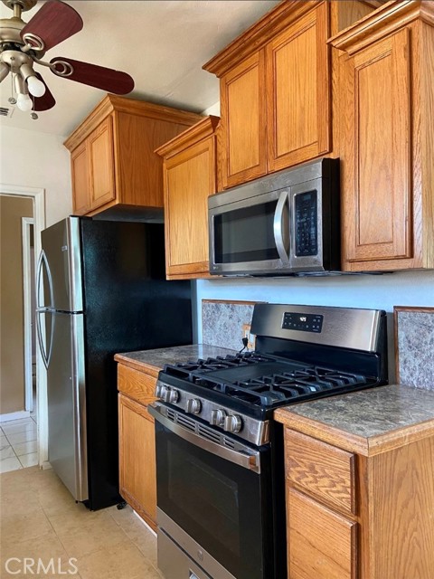 Detail Gallery Image 22 of 32 For 2034 Stoddard, Pomona,  CA 91768 - 3 Beds | 1 Baths