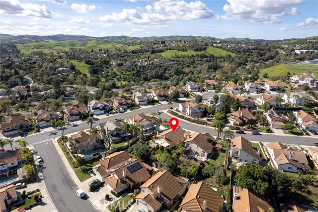 Detail Gallery Image 34 of 36 For 13663 Pageantry, Chino Hills,  CA 91709 - 3 Beds | 2 Baths