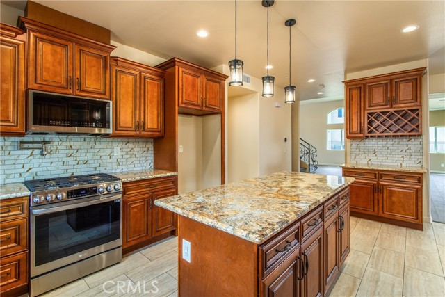 Detail Gallery Image 27 of 75 For 35750 Brookwood Ct, Yucaipa,  CA 92399 - 5 Beds | 4/1 Baths