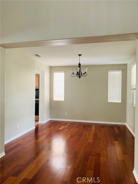 13759 Coldwater Court, Eastvale CA: https://media.crmls.org/medias/d81b6606-2020-4072-b5a1-43d5e507091a.jpg