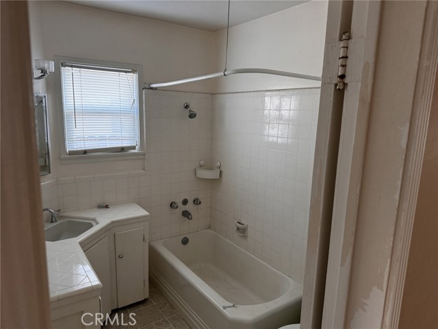 Detail Gallery Image 32 of 61 For 6668 Navel Ct, Riverside,  CA 92506 - 3 Beds | 1 Baths