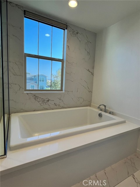 Detail Gallery Image 30 of 41 For 25 Yerra St, Rancho Mission Viejo,  CA 92694 - 4 Beds | 3/1 Baths