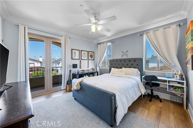 2210 Robinson Street, Redondo Beach, California 90278, 5 Bedrooms Bedrooms, ,4 BathroomsBathrooms,Residential,Sold,Robinson Street,SB22055222