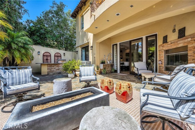 1036 Avenue C, Redondo Beach, California 90277, 5 Bedrooms Bedrooms, ,4 BathroomsBathrooms,Residential,For Sale,Avenue C,SB26075417