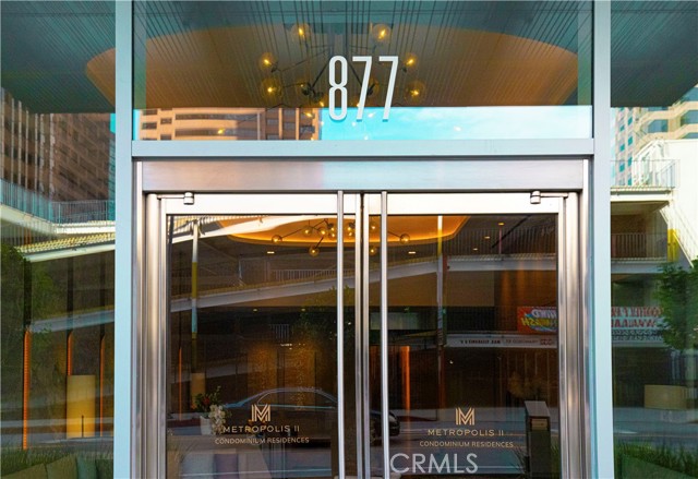 877 Francisco Street, Los Angeles CA: https://media.crmls.org/medias/d81d3c3d-ee41-4370-a2f0-0cb6eb4dcc96.jpg