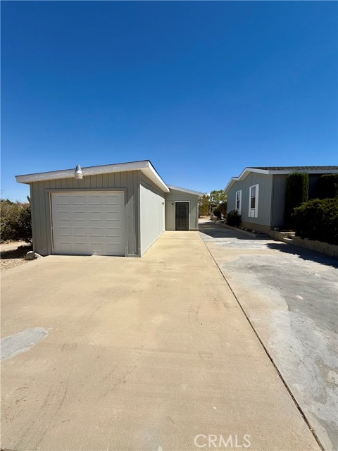 Detail Gallery Image 13 of 53 For 11411 Oasis Rd, Pinon Hills,  CA 92372 - 2 Beds | 2 Baths