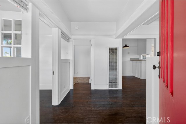 Detail Gallery Image 6 of 43 For 521 Olive Ave, Long Beach,  CA 90802 - – Beds | – Baths