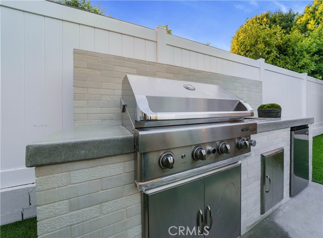 Detail Gallery Image 54 of 62 For 12207 Valleyheart Dr, Studio City,  CA 91604 - 6 Beds | 6/1 Baths
