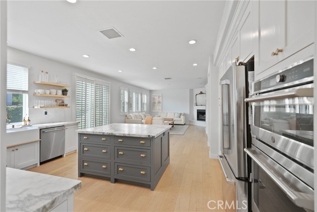 Detail Gallery Image 24 of 74 For 35987 Corte Renata, Murrieta,  CA 92562 - 5 Beds | 4 Baths