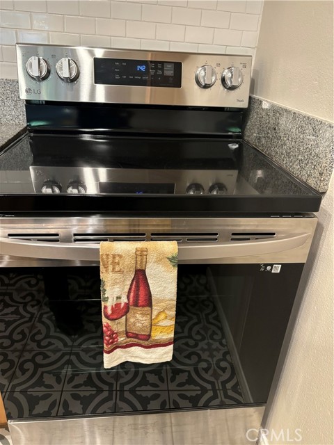 Detail Gallery Image 9 of 21 For 5585 E Pacific Coast Hwy #154,  Long Beach,  CA 90804 - 2 Beds | 2 Baths