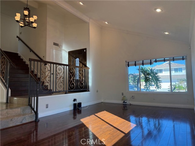 Detail Gallery Image 2 of 9 For 1349 Deeplawn Dr, Diamond Bar,  CA 91765 - 4 Beds | 3 Baths